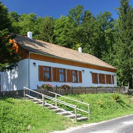 Apartment Keresztkuti Erdei Pihenohely *